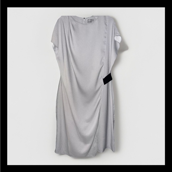 Asos Greige Shift Wrap Dress Elastic Waist Accent Size 16 - Picture 2 of 10